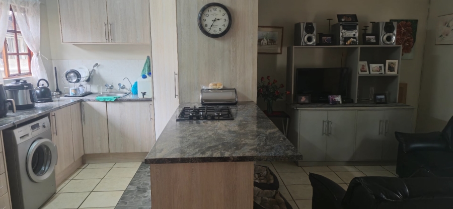 2 Bedroom Property for Sale in Uitsig Free State